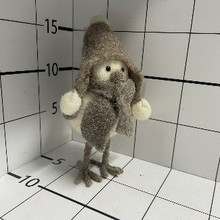 Птичка в шапке